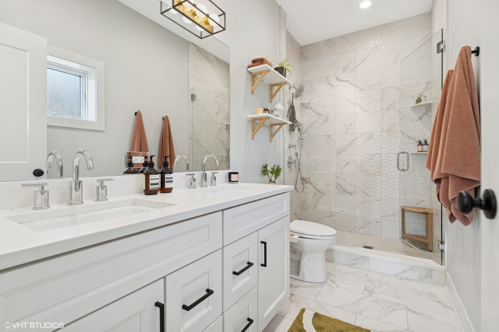 1717 N Humboldt Boulevard Unit: 2N