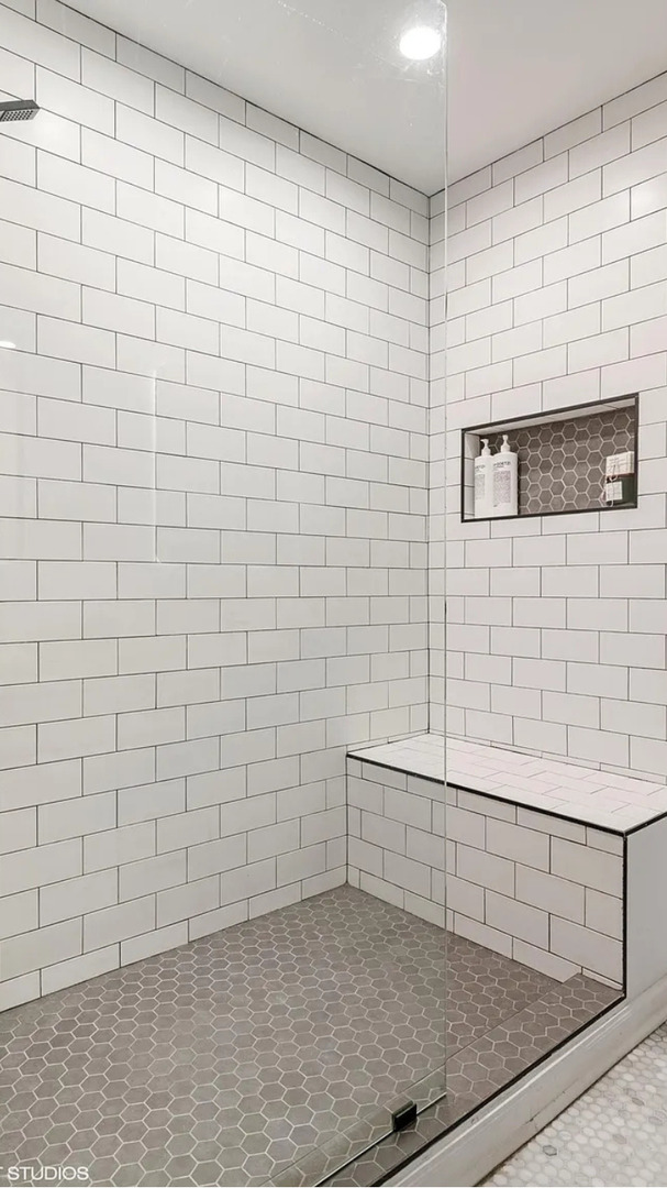 758 N Larrabee Street Unit: 504