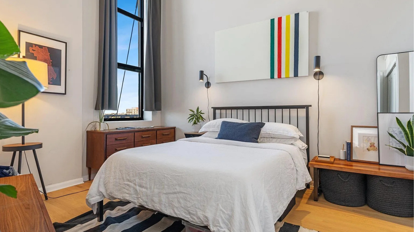 758 N Larrabee Street Unit: 504