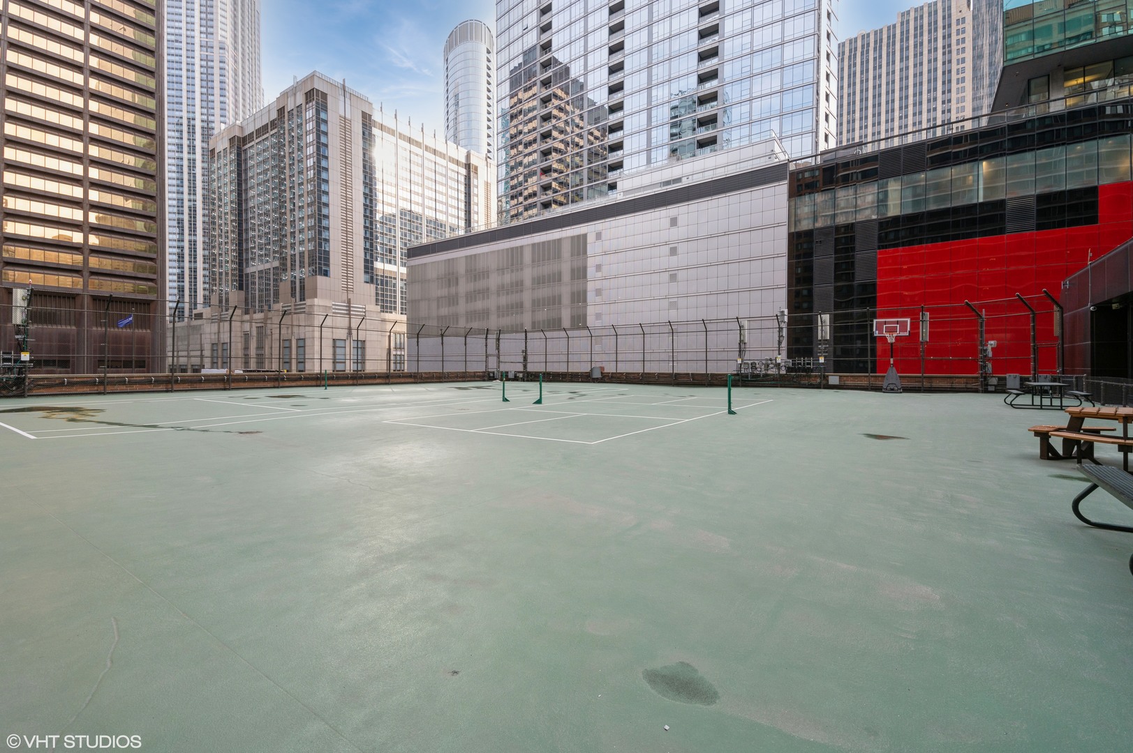 211 E Ohio Street Unit: 723