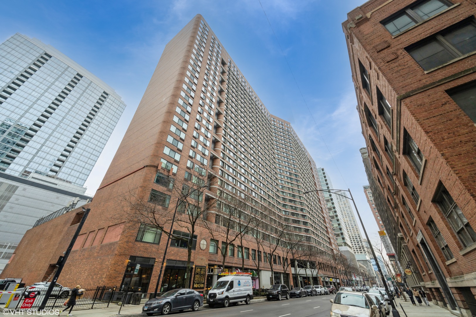 211 E Ohio Street Unit: 723