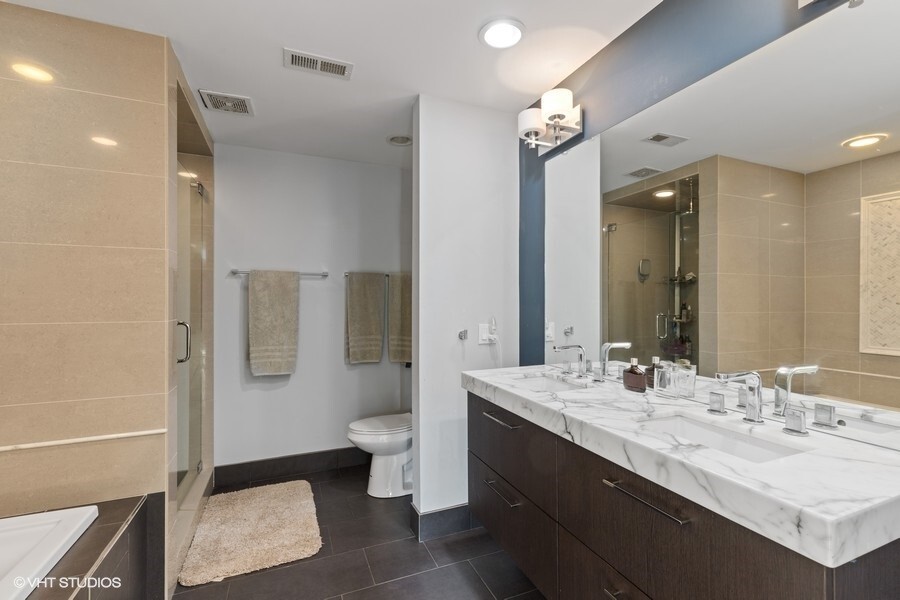 1555 N Talman Avenue Unit: 2B