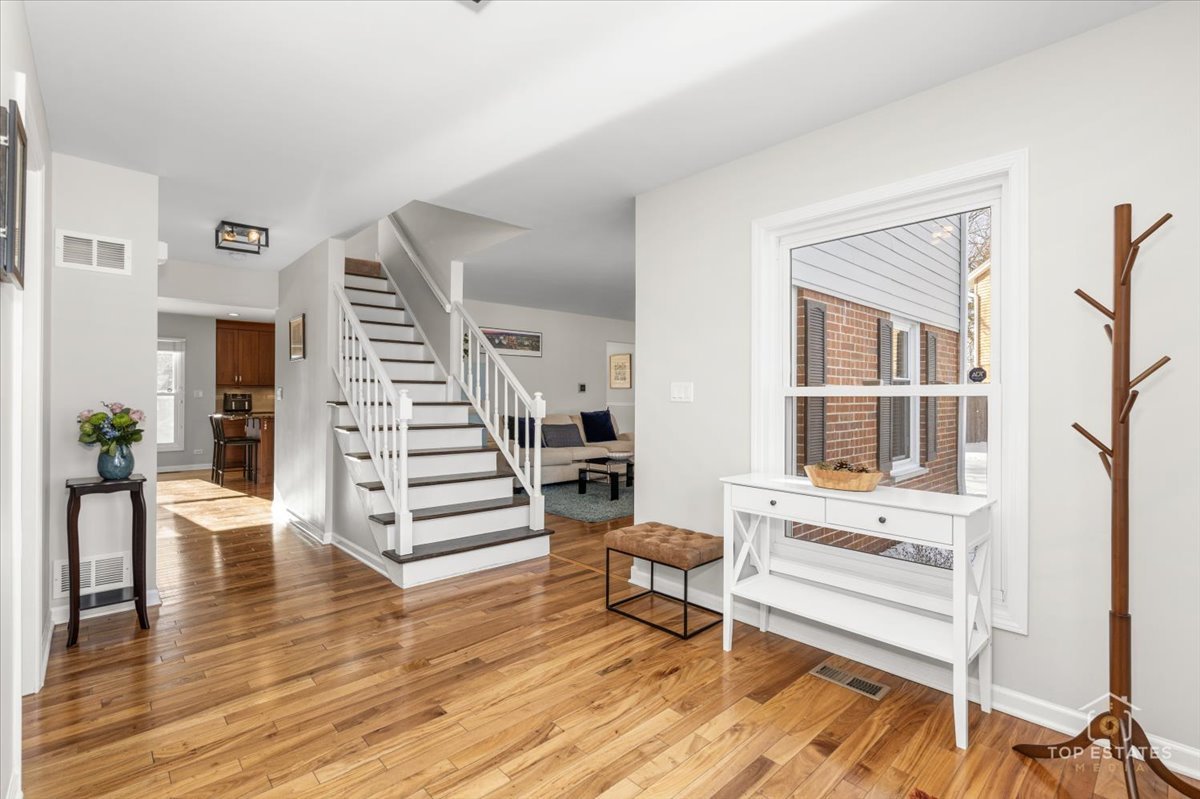 2830 Lexington Lane