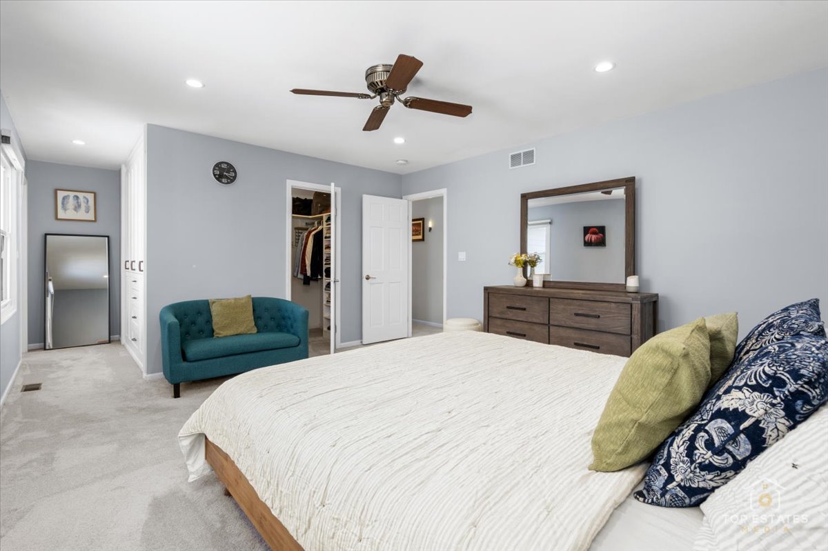 2830 Lexington Lane