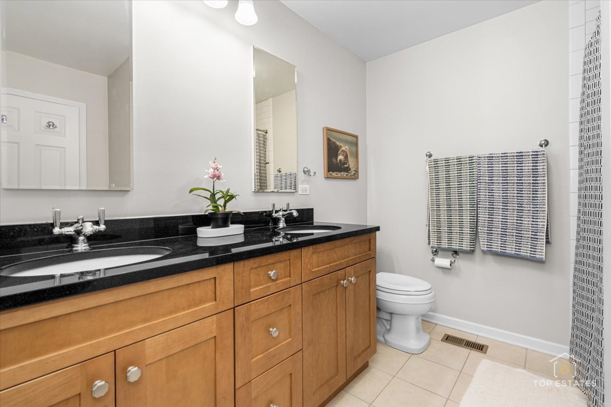2830 Lexington Lane