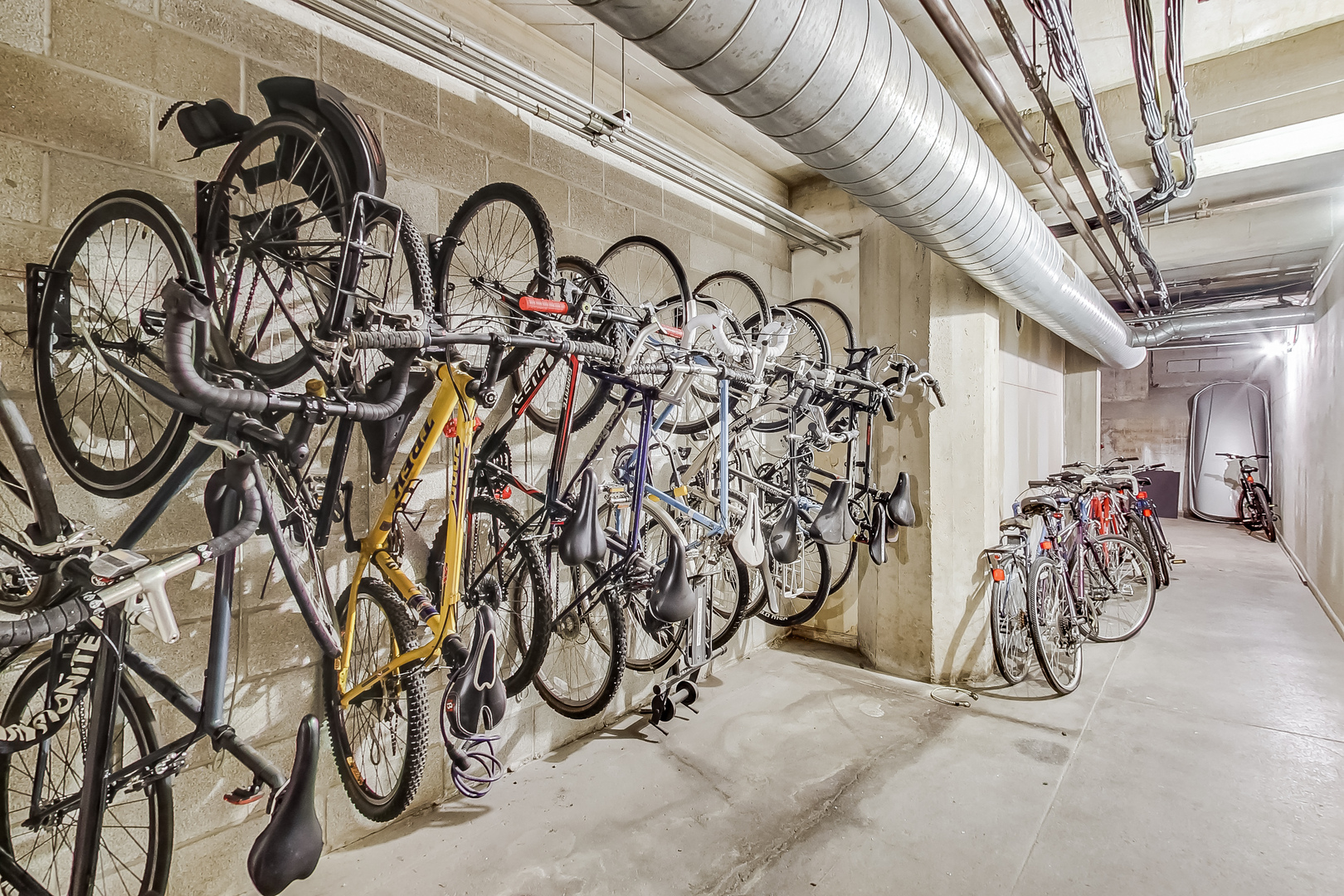 1327 W Washington Boulevard Unit: 2H