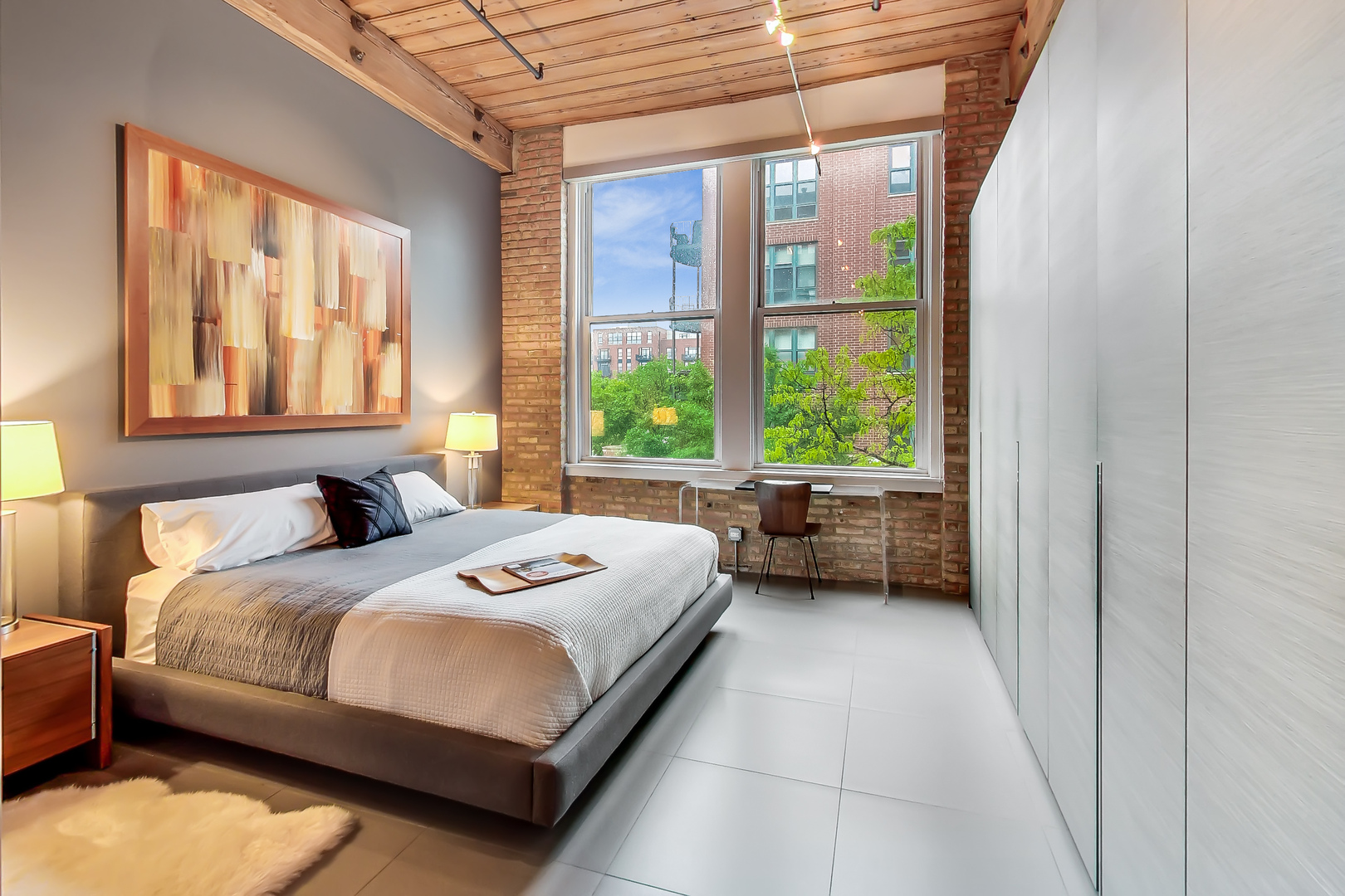 1327 W Washington Boulevard Unit: 2H