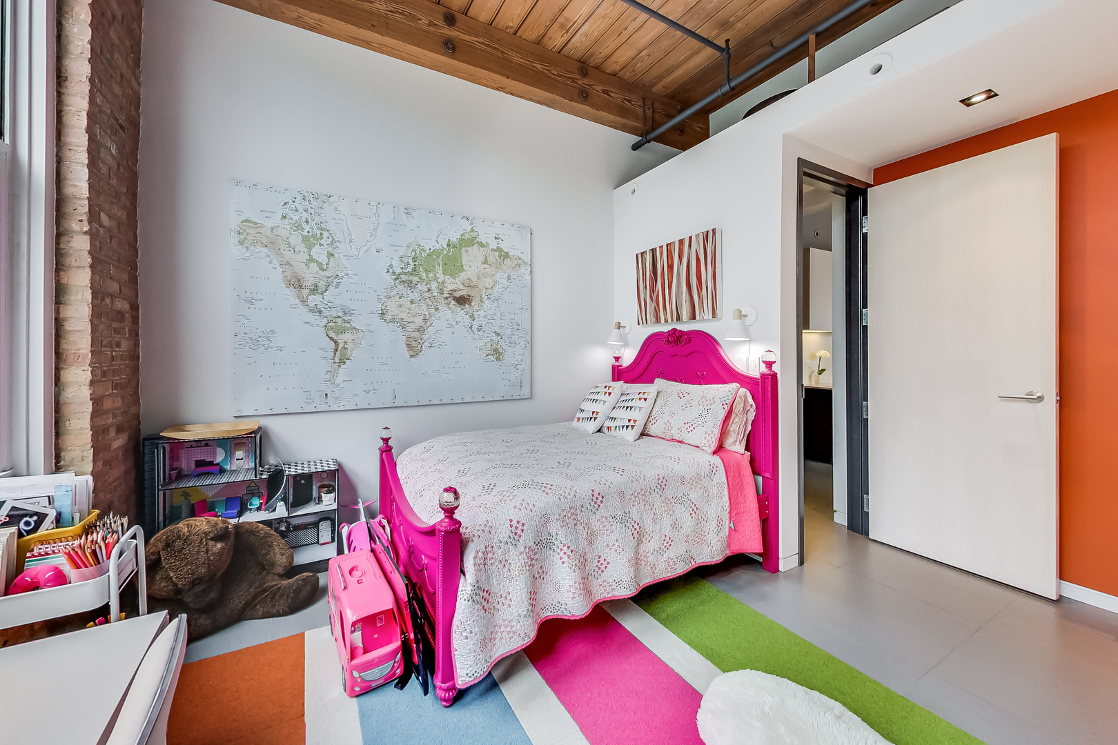 1327 W Washington Boulevard Unit: 2H