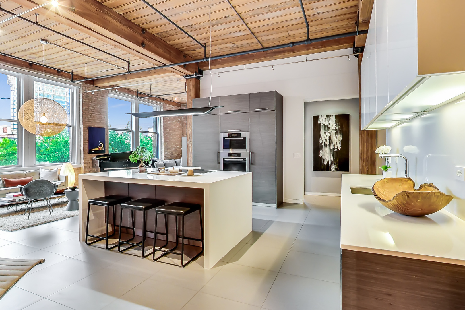 1327 W Washington Boulevard Unit: 2H