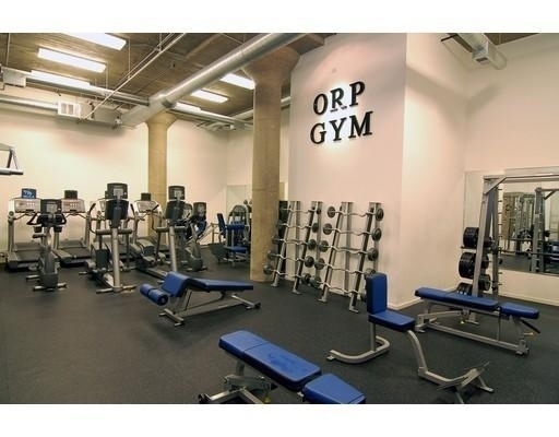 758 N Larrabee Street Unit: 411