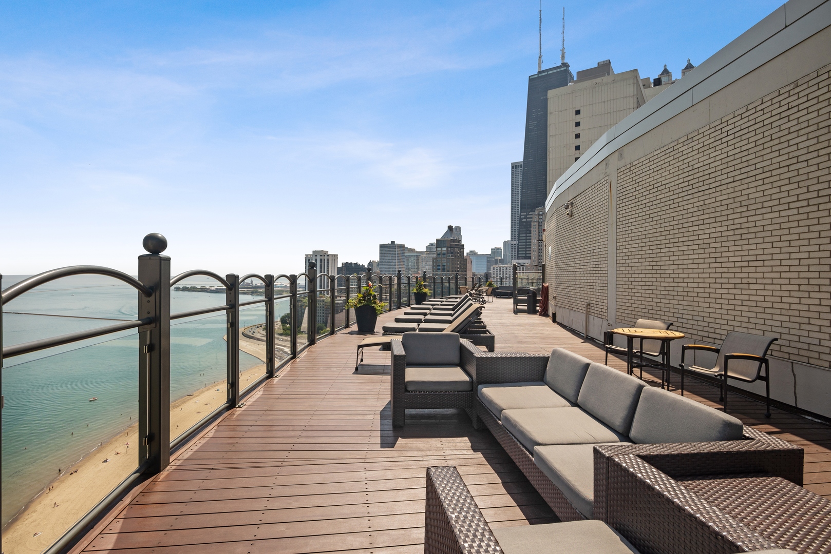 1150 N Lake Shore Drive Unit: 20C