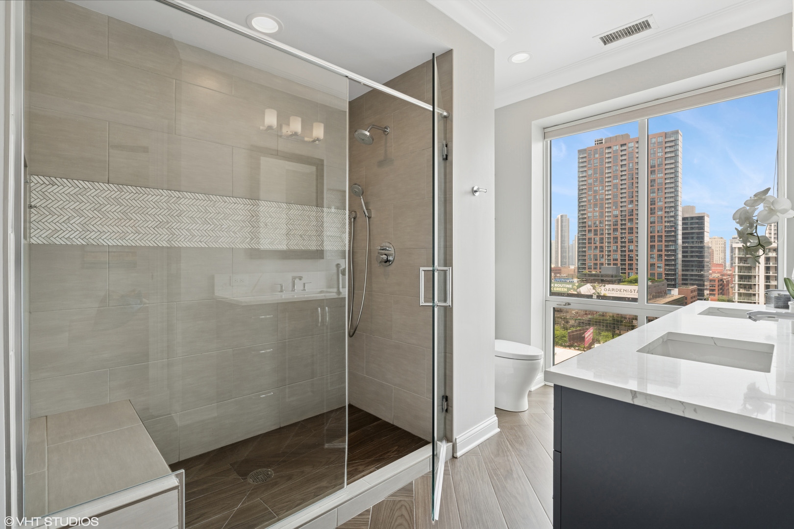 60 W Erie Street Unit: 1302