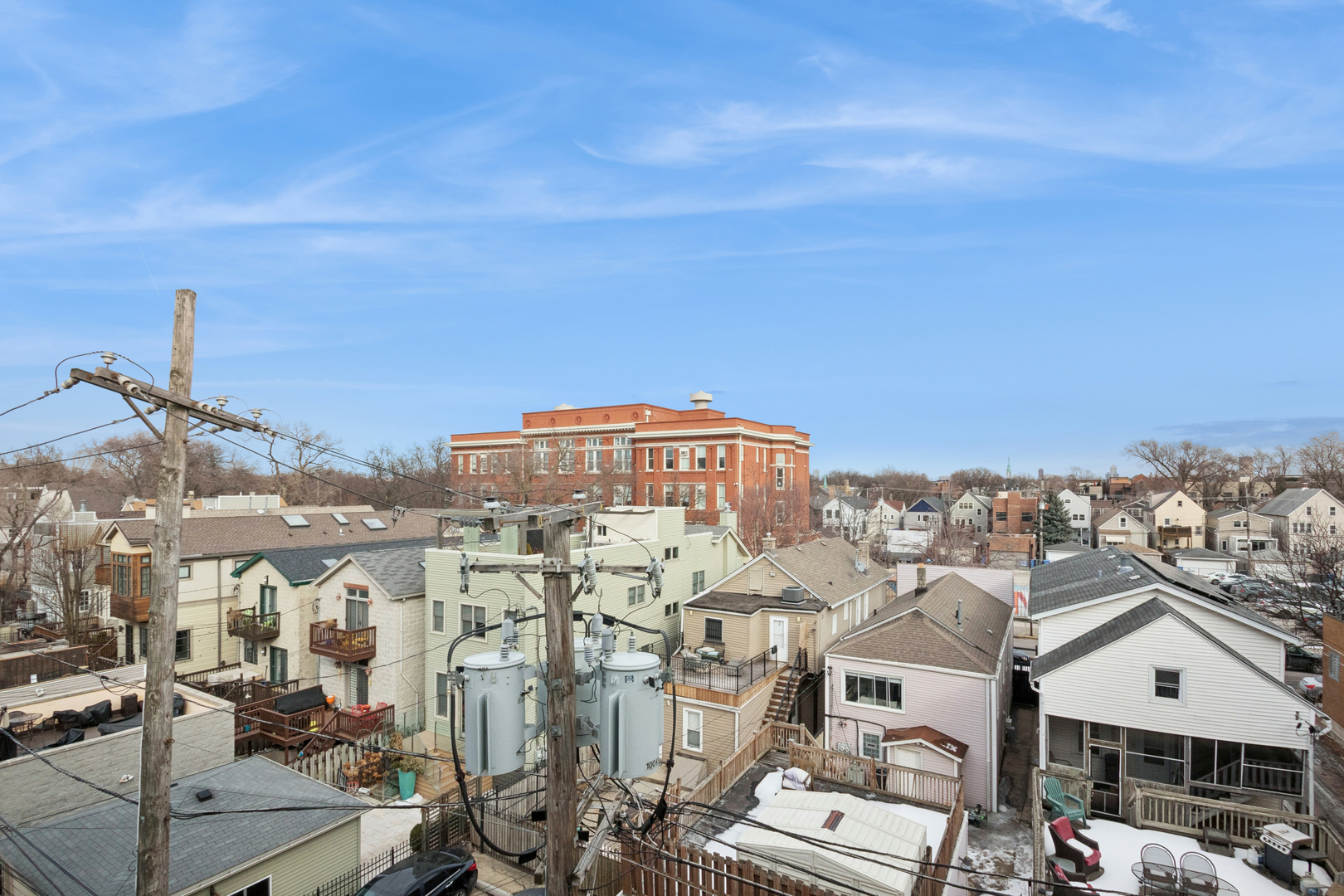 2923 N CLYBOURN Avenue Unit: 403