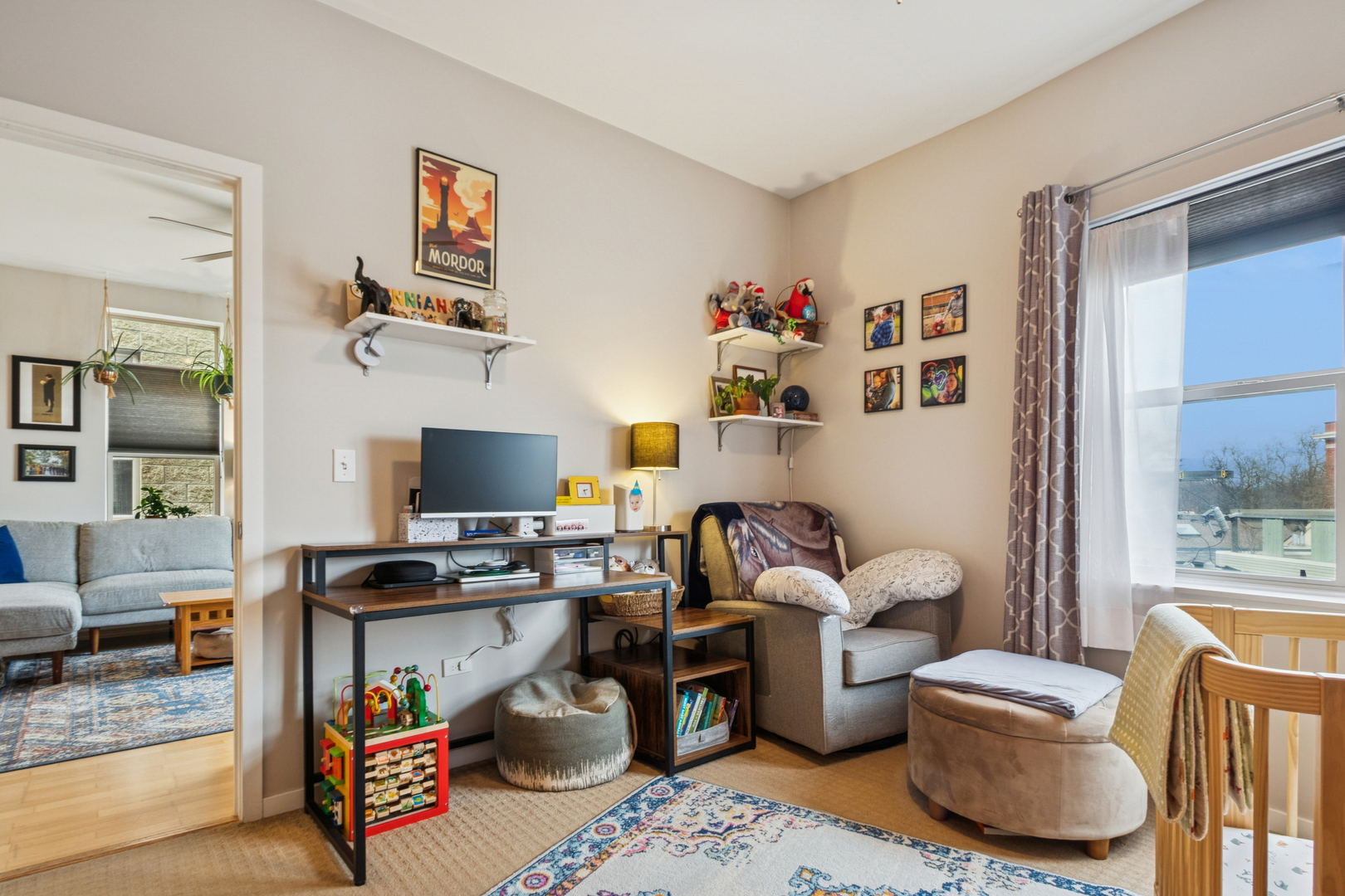 2923 N CLYBOURN Avenue Unit: 403