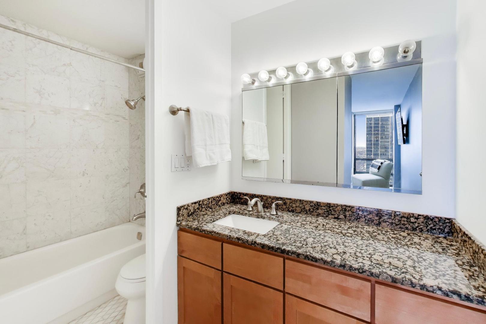 1660 N La Salle Drive Unit: 2502