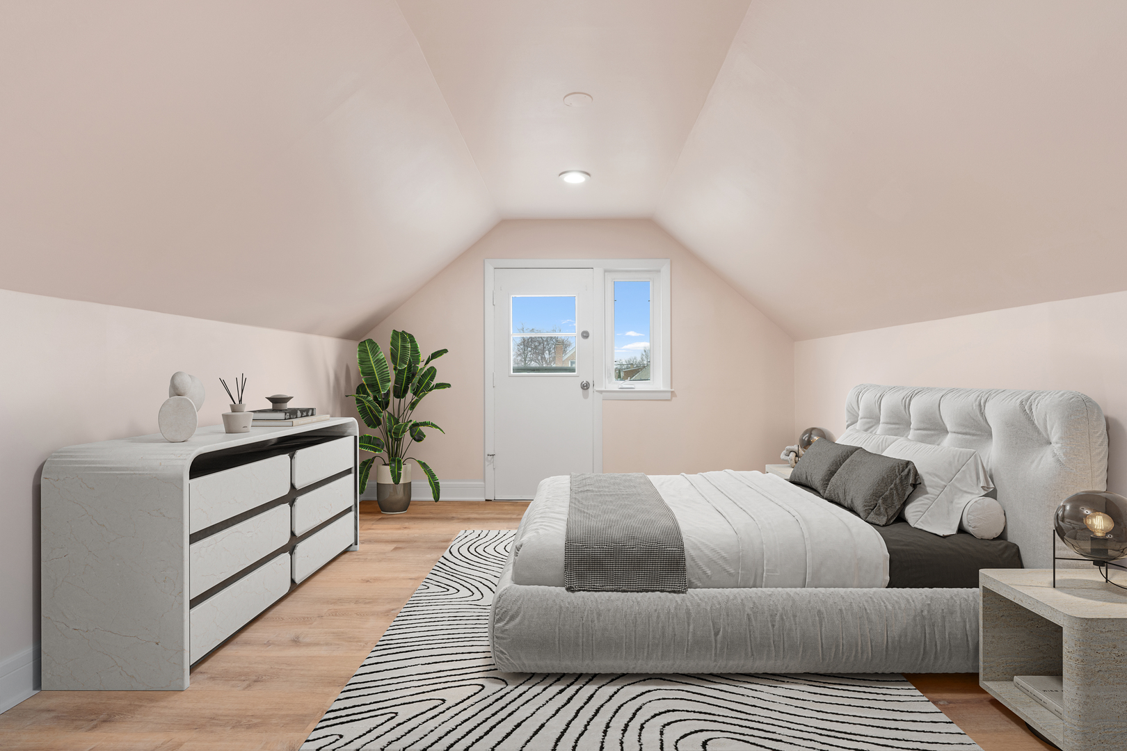 6041 W Gunnison Street