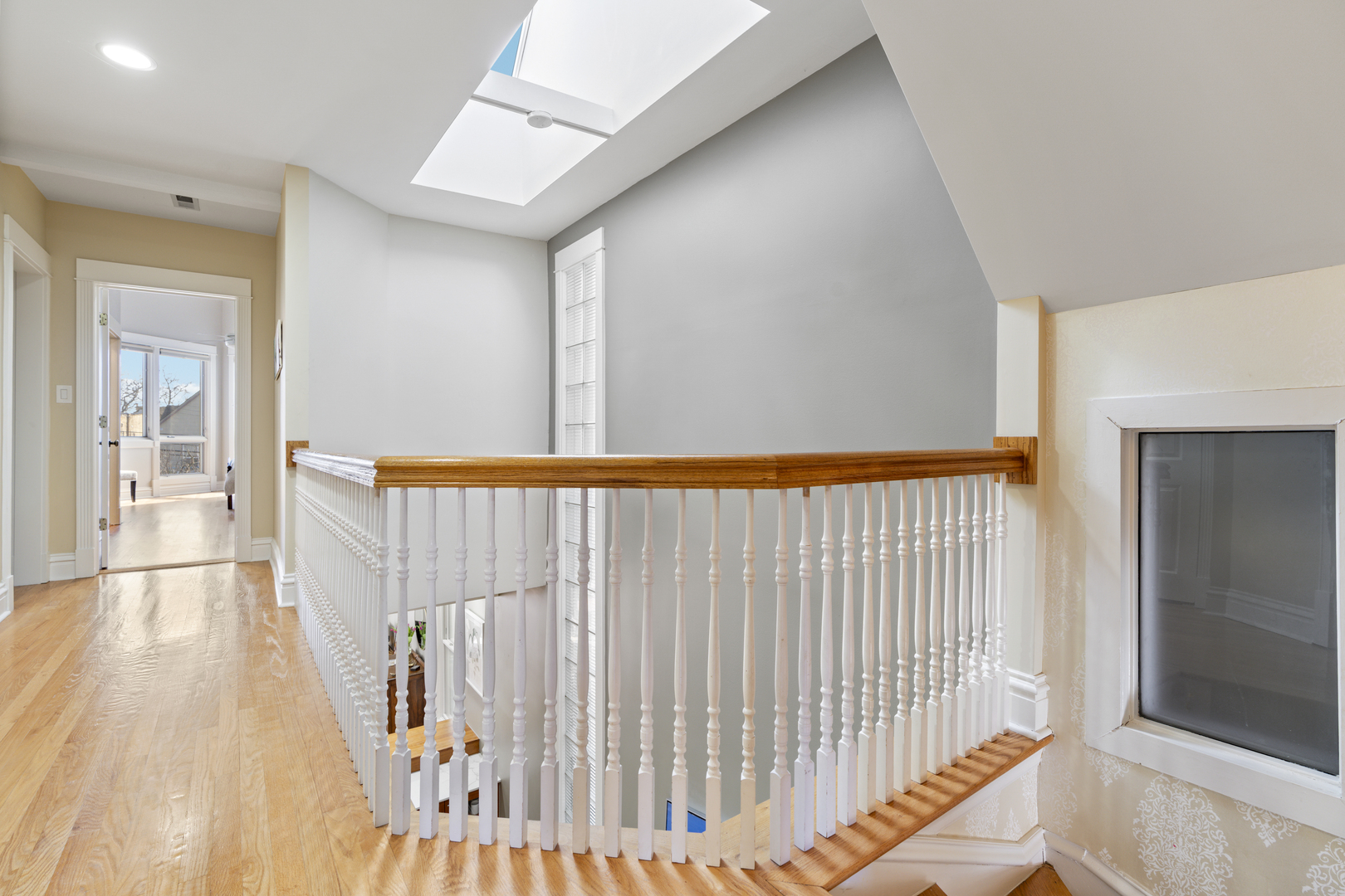 1903 W Berteau Avenue