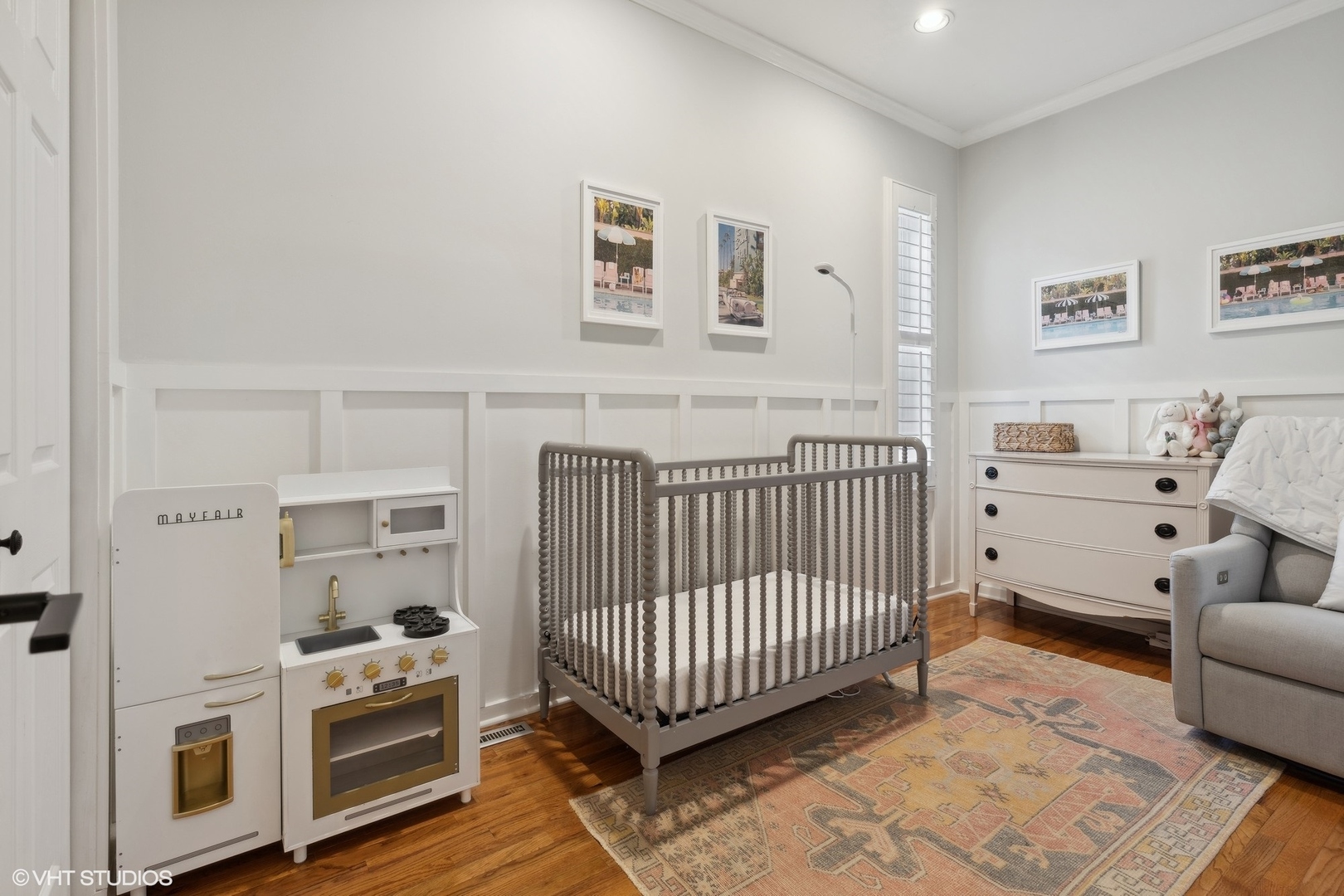 2343 N JANSSEN Avenue Unit: 1