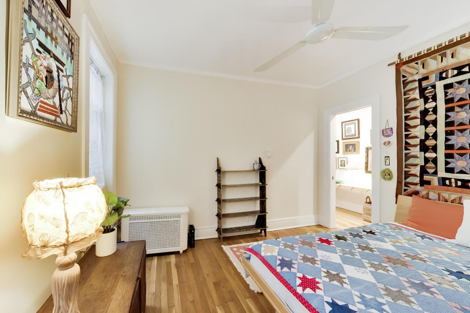 1324 W Albion Avenue Unit: 1E
