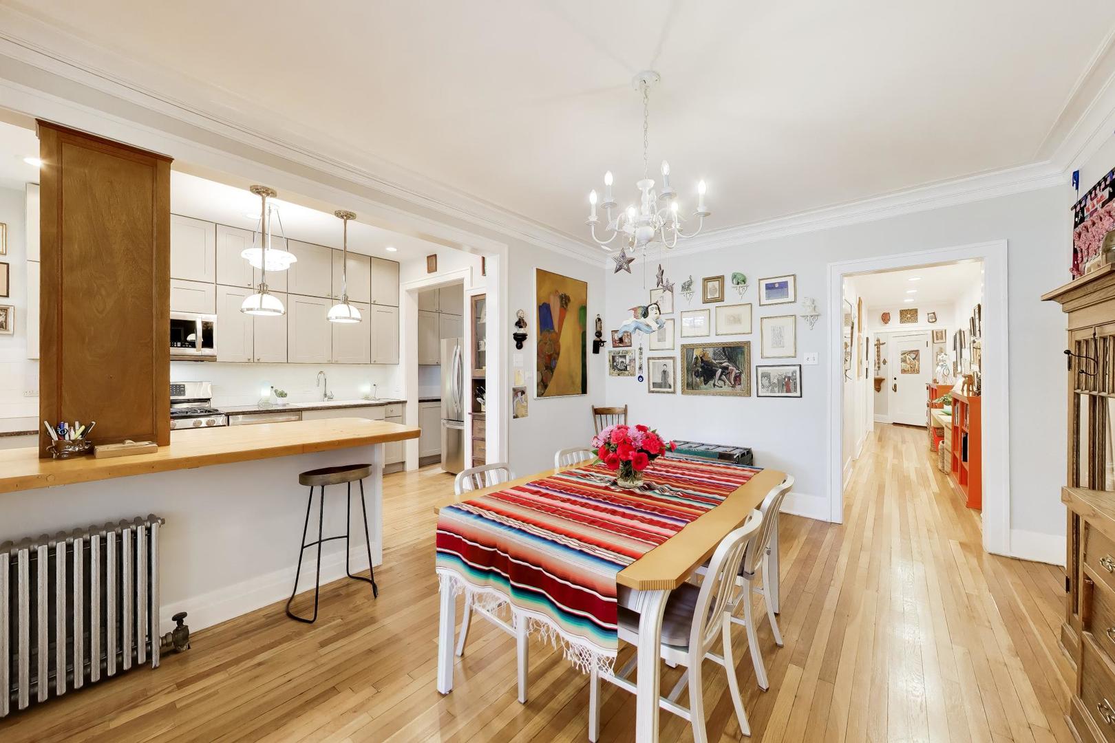 1324 W Albion Avenue Unit: 1E