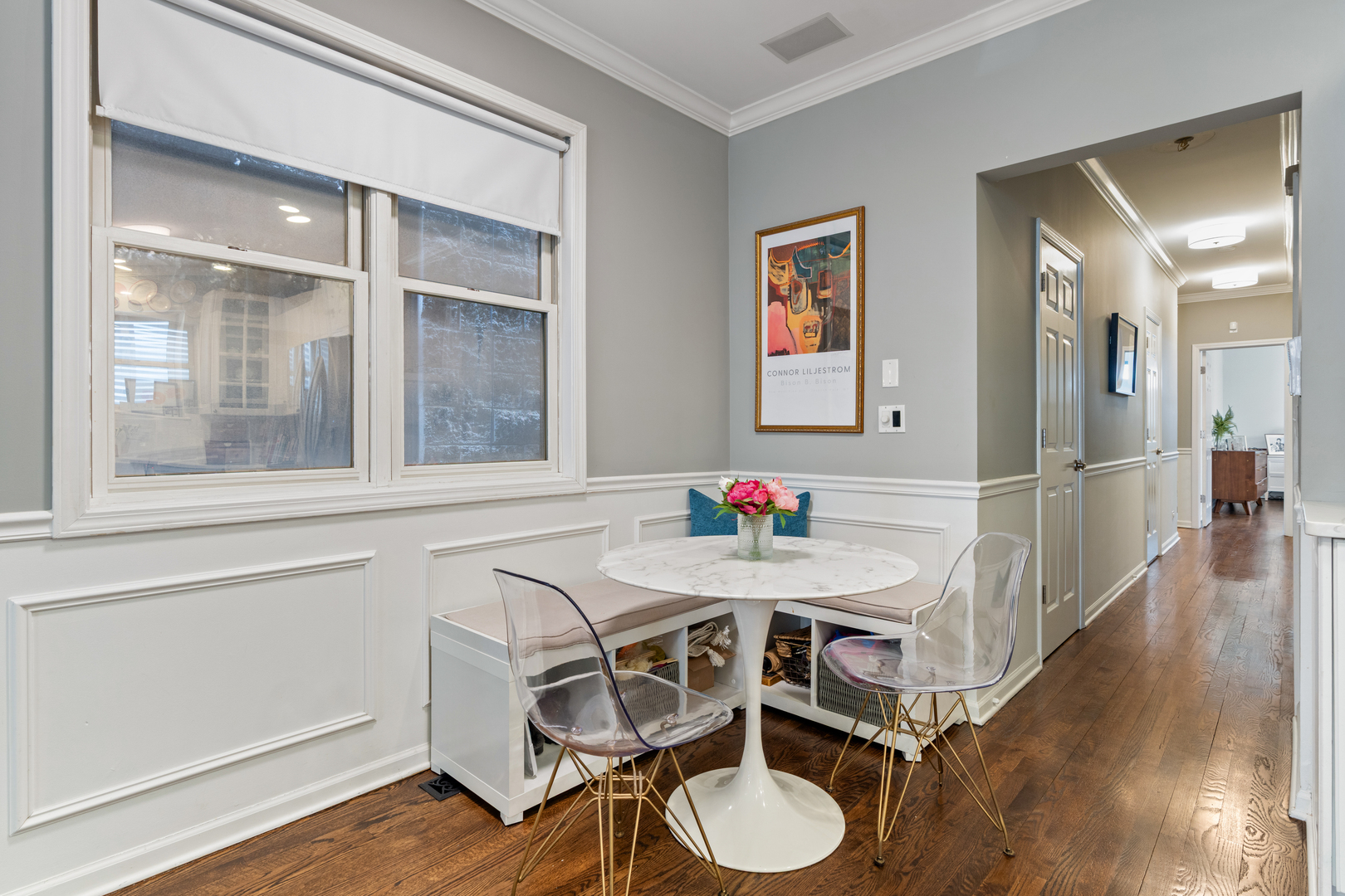 853 W Roscoe Street Unit: 1