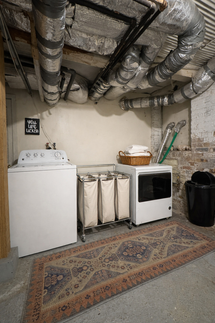 4110 N Southport Avenue Unit: 1N