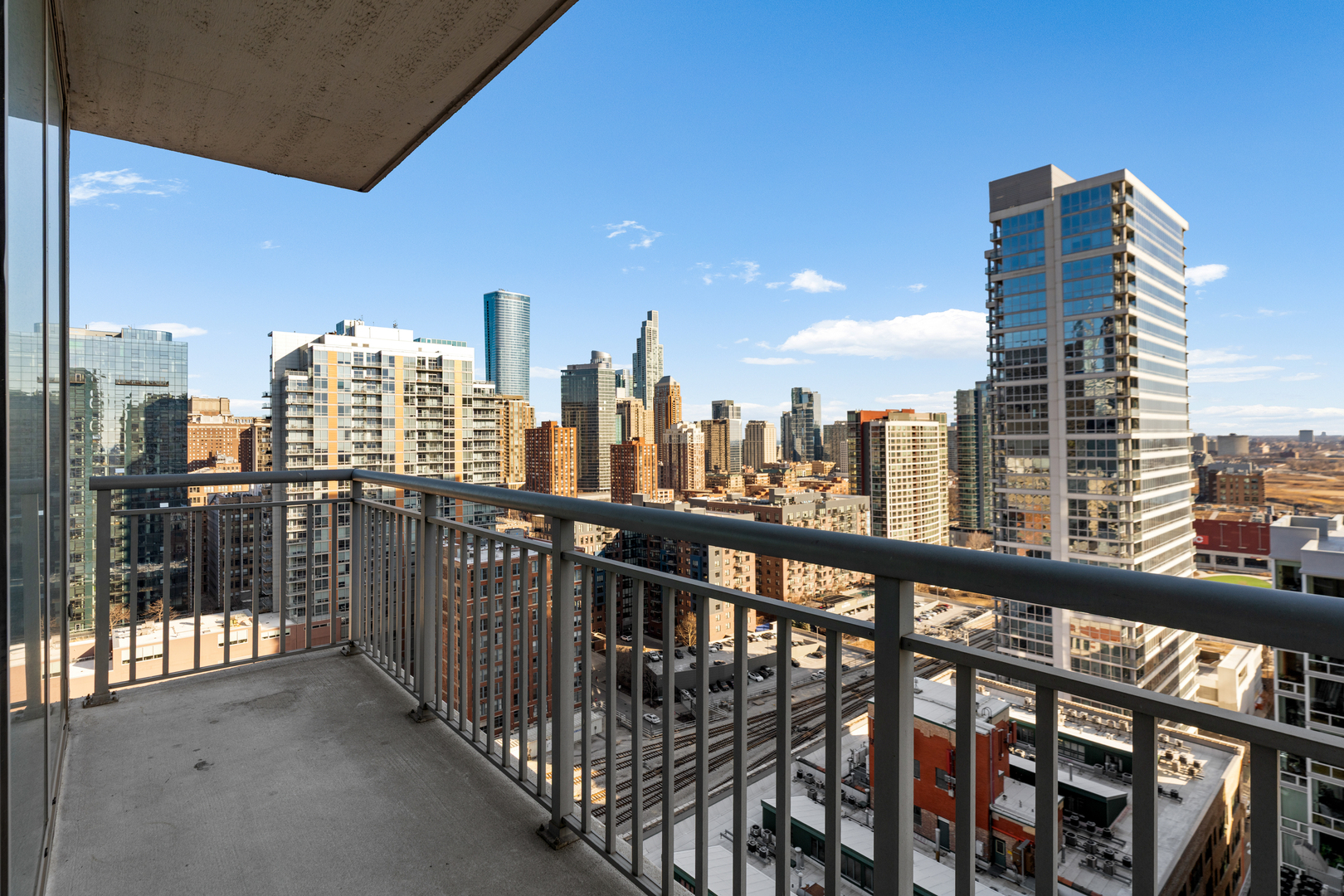 701 S Wells Street Unit: 2303
