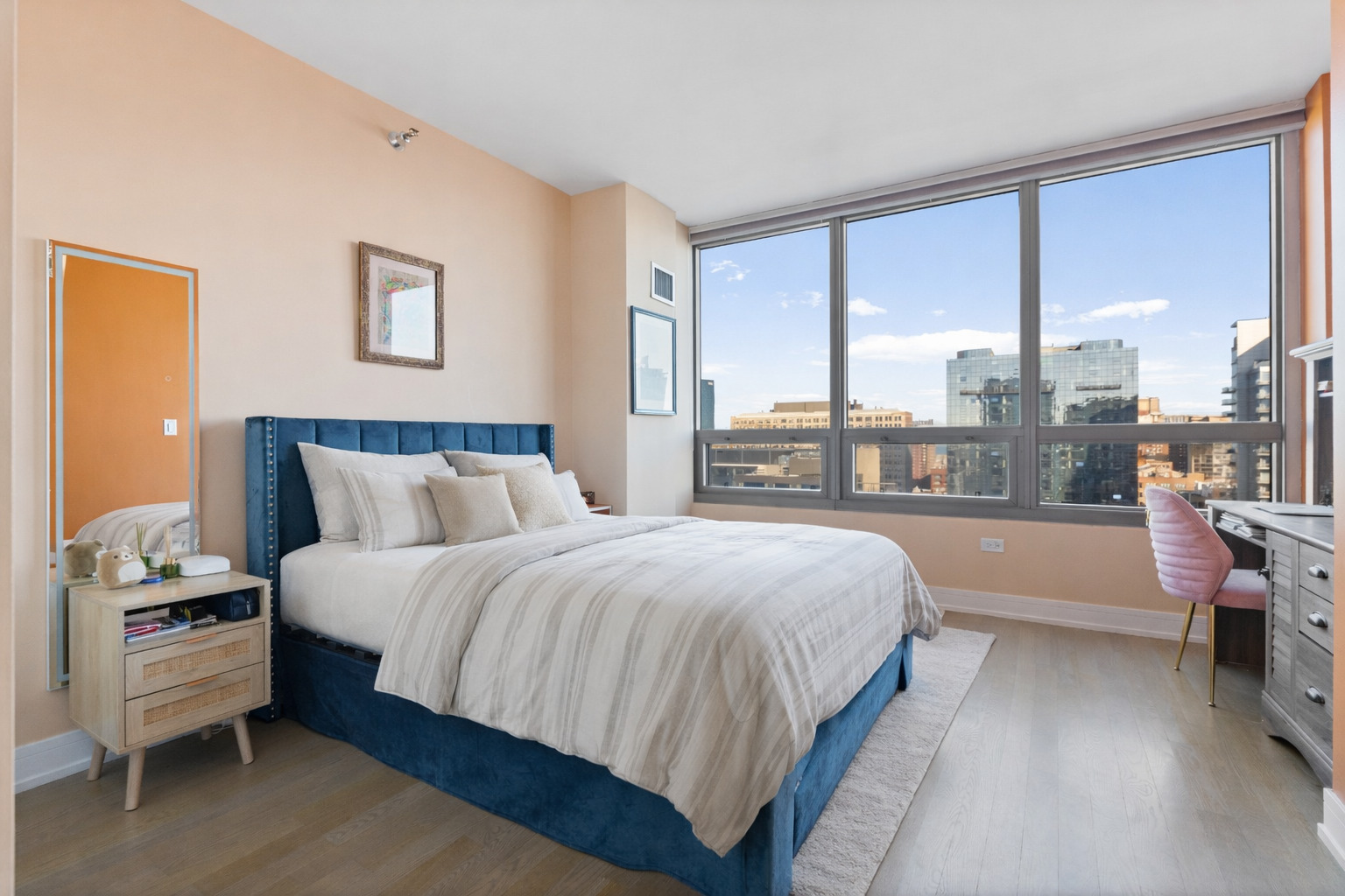 701 S Wells Street Unit: 2303