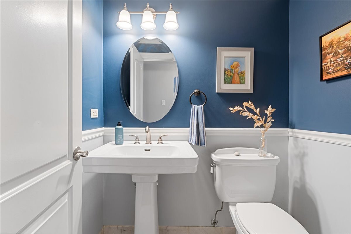 433 W Briar Place Unit: 6B