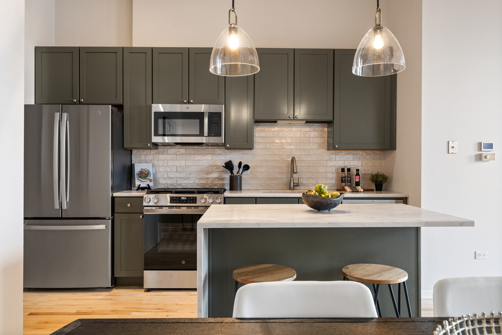 758 N Larrabee Street Unit: 603