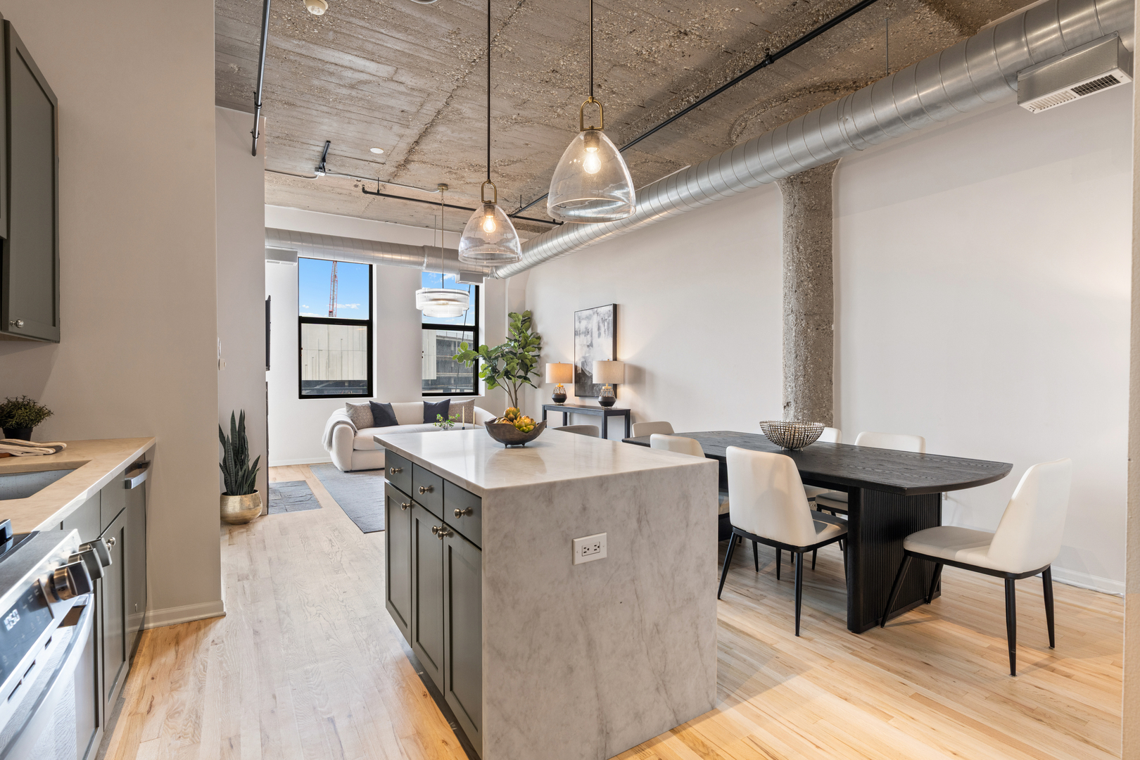 758 N Larrabee Street Unit: 603