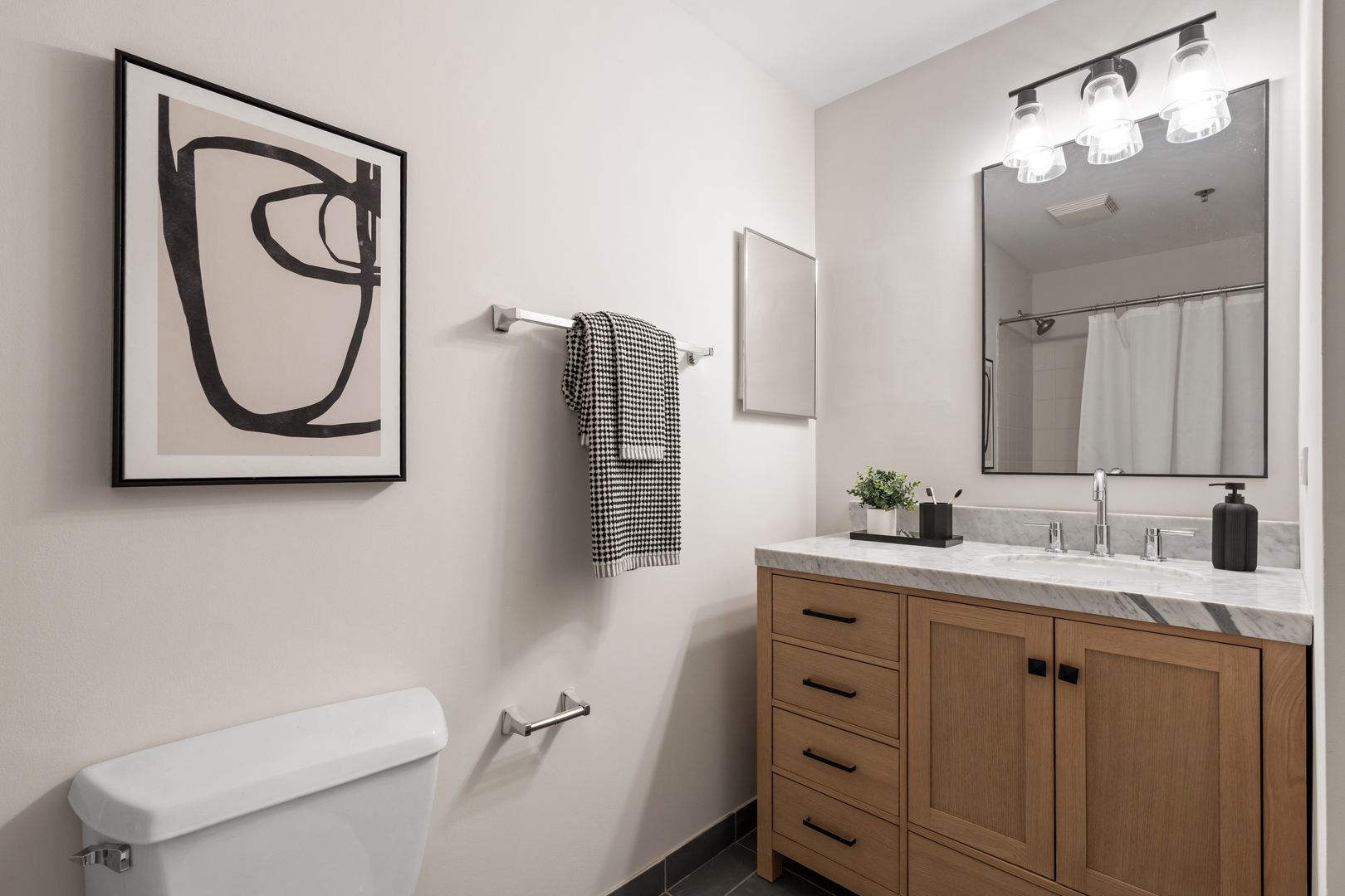 758 N Larrabee Street Unit: 603