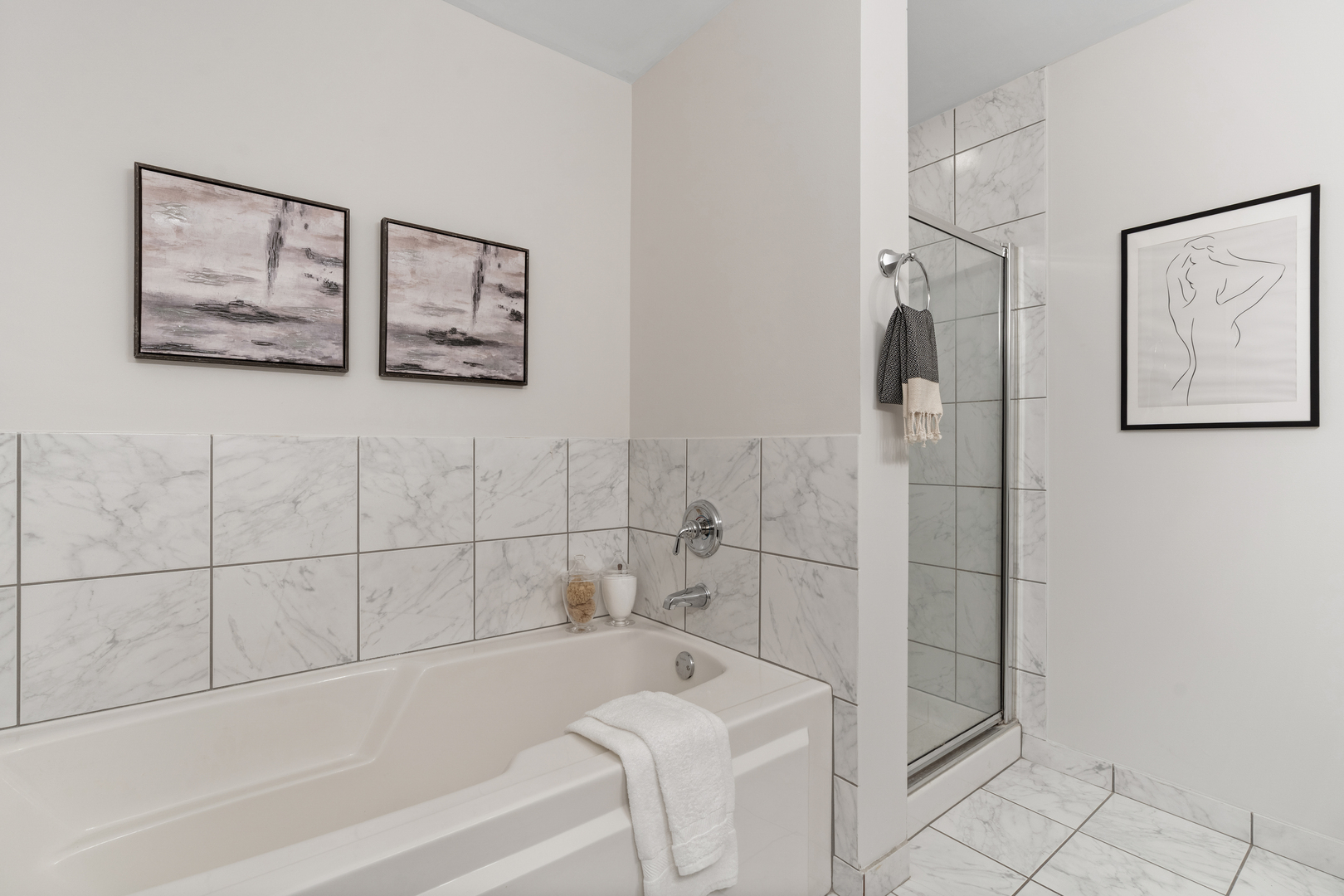 758 N Larrabee Street Unit: 603