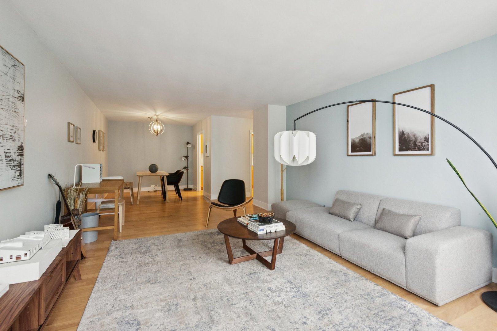 155 N Harbor Drive Unit: 2205