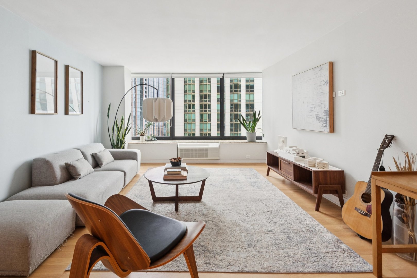155 N Harbor Drive Unit: 2205