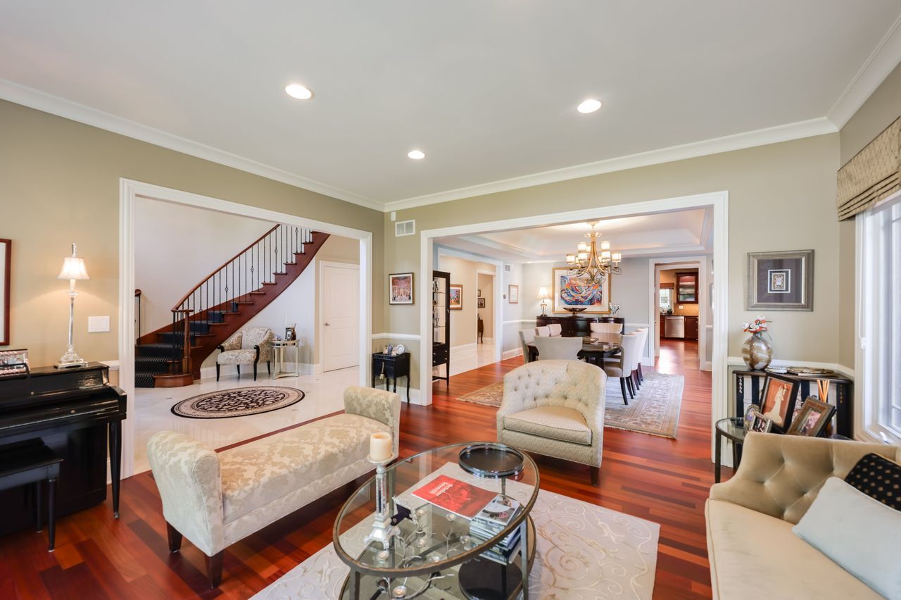 4315 Suffield Court