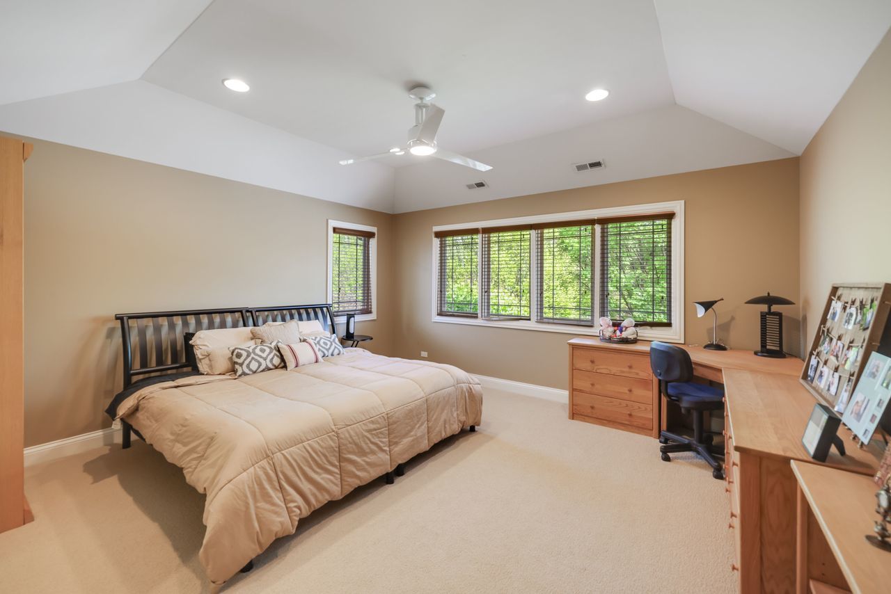 4315 Suffield Court