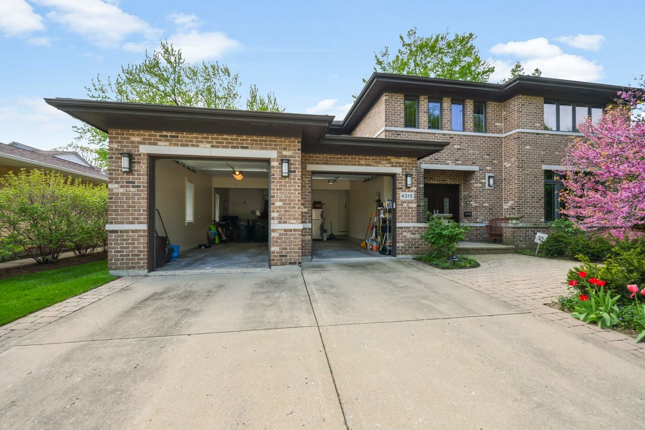4315 Suffield Court