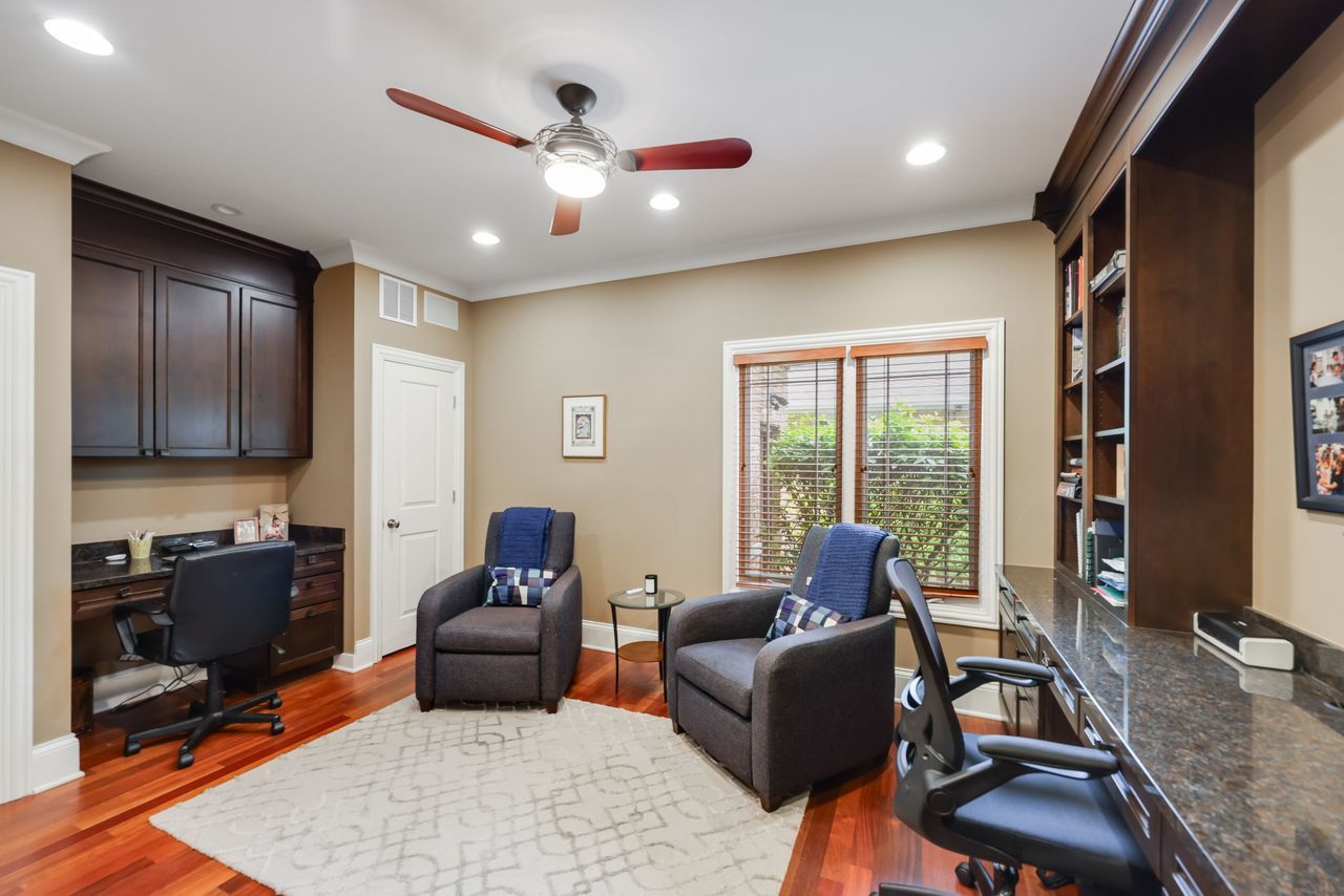 4315 Suffield Court