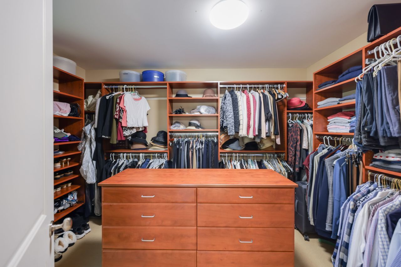 4315 Suffield Court