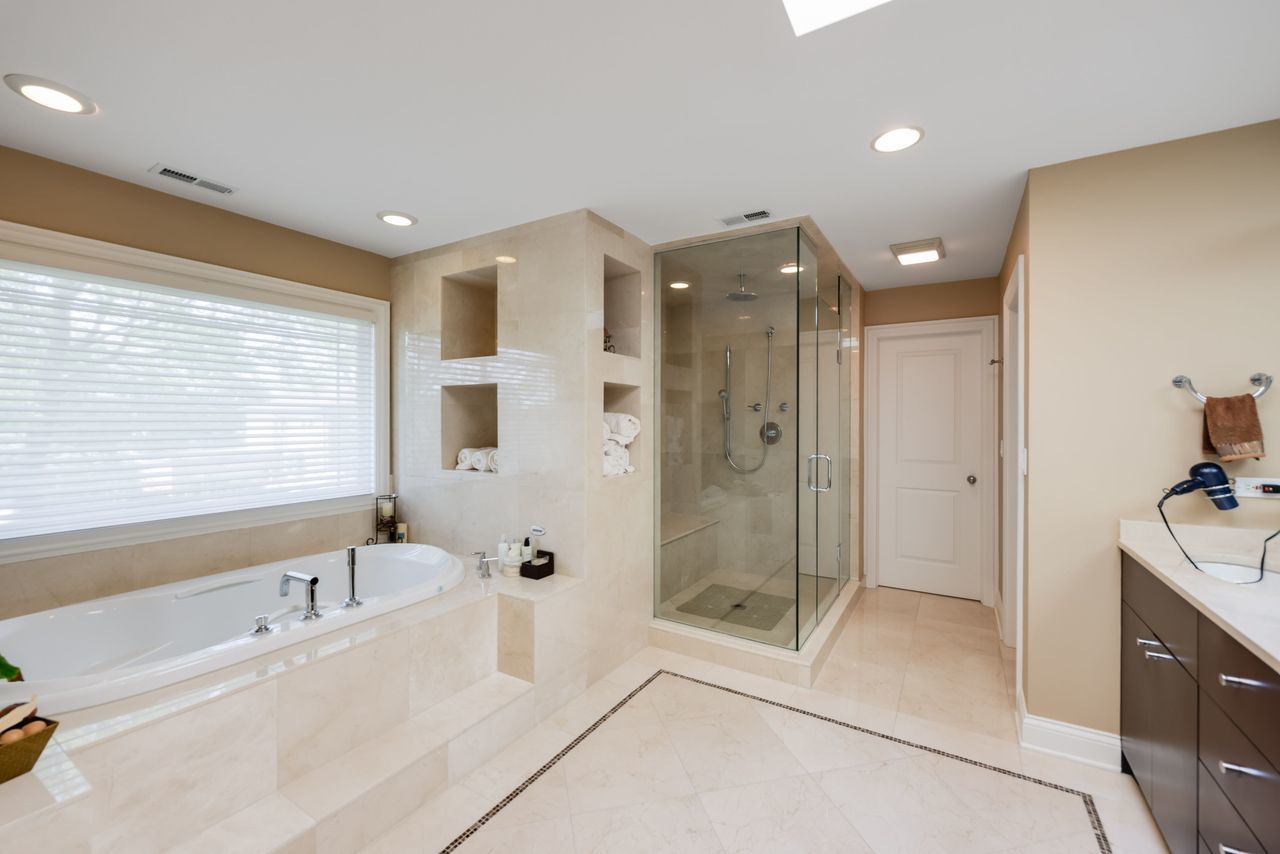4315 Suffield Court