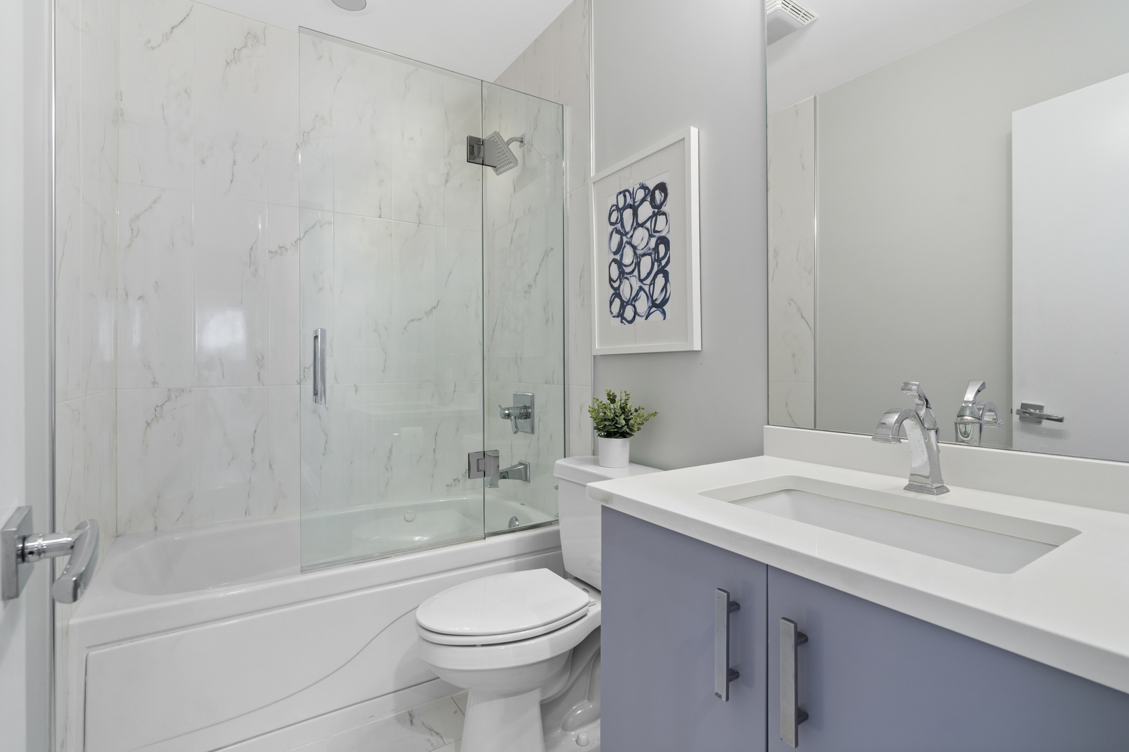 757 N Elizabeth Street Unit: 2
