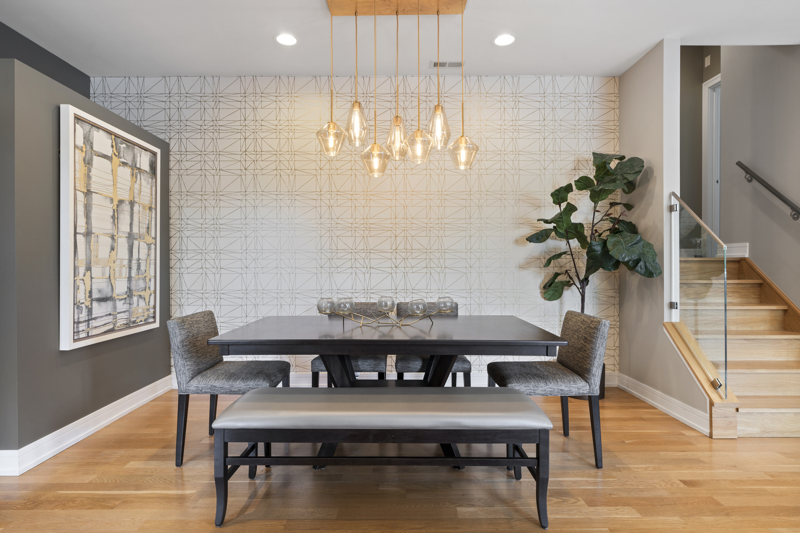 757 N Elizabeth Street Unit: 2