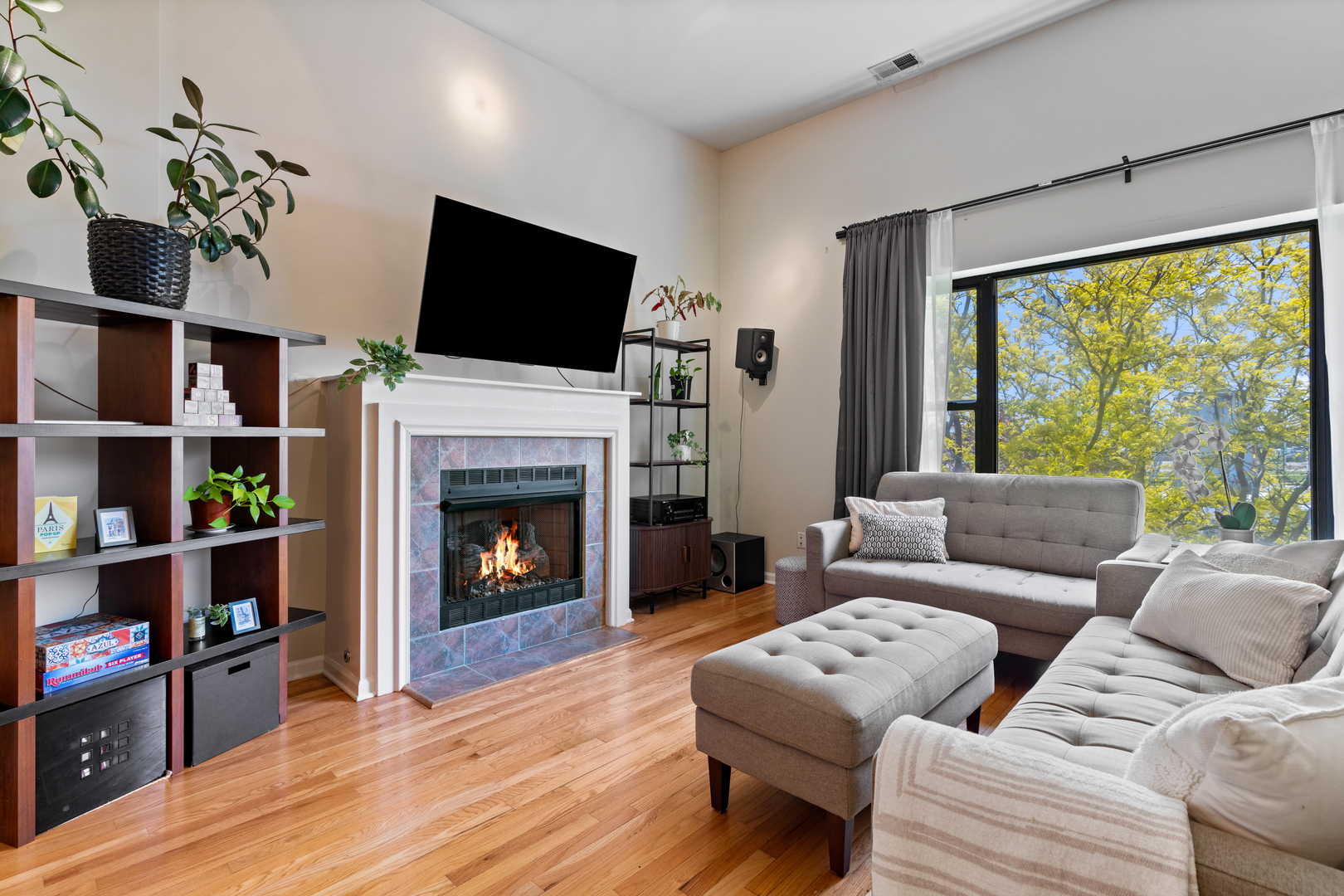 2705 N Campbell Avenue Unit: 3S