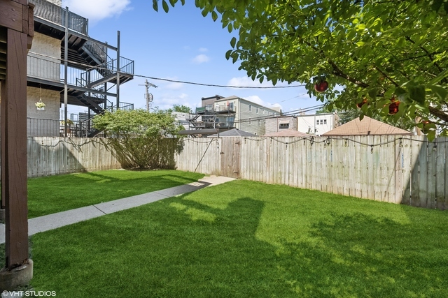 2705 N Campbell Avenue Unit: 3S