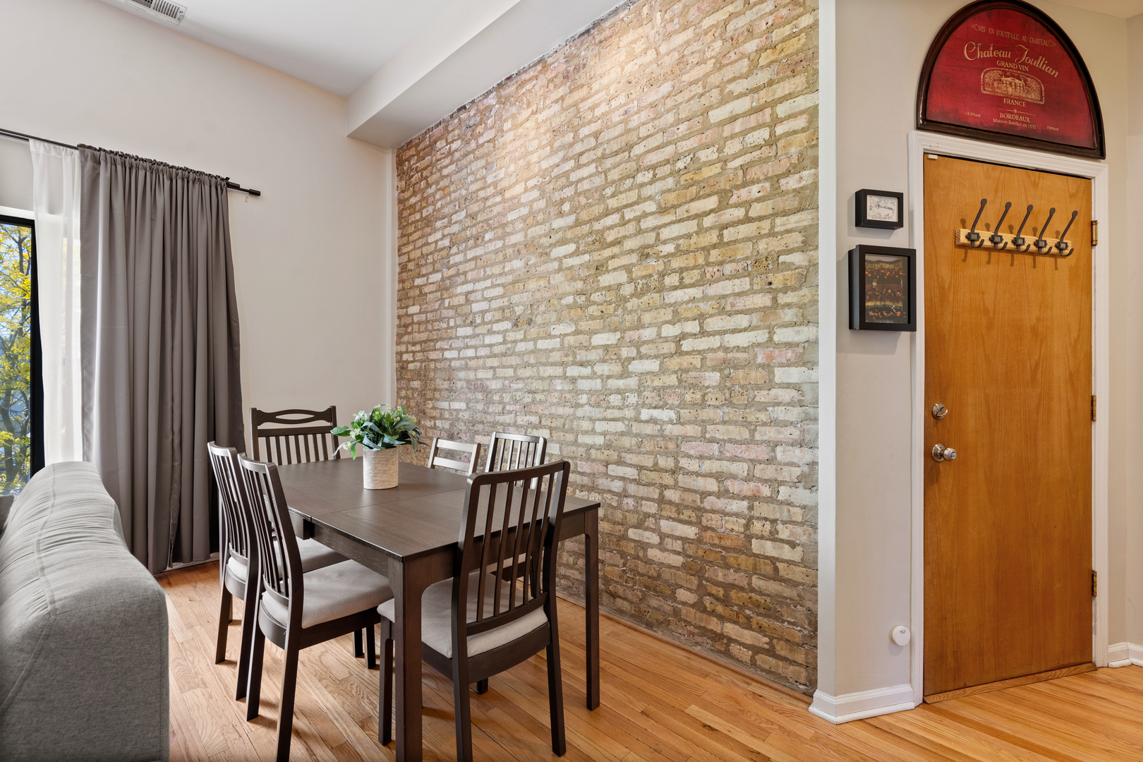 2705 N Campbell Avenue Unit: 3S