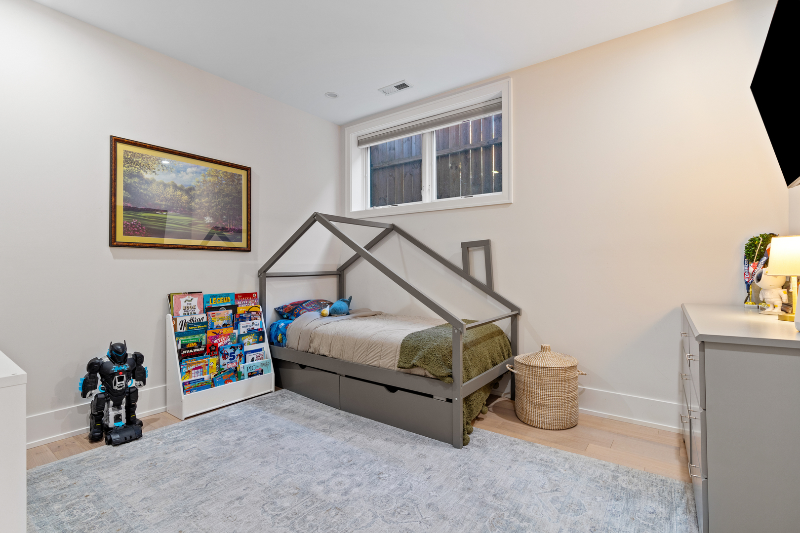 2112 W Haddon Avenue Unit: 1