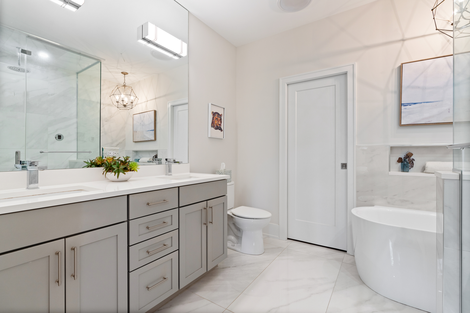 2112 W Haddon Avenue Unit: 1