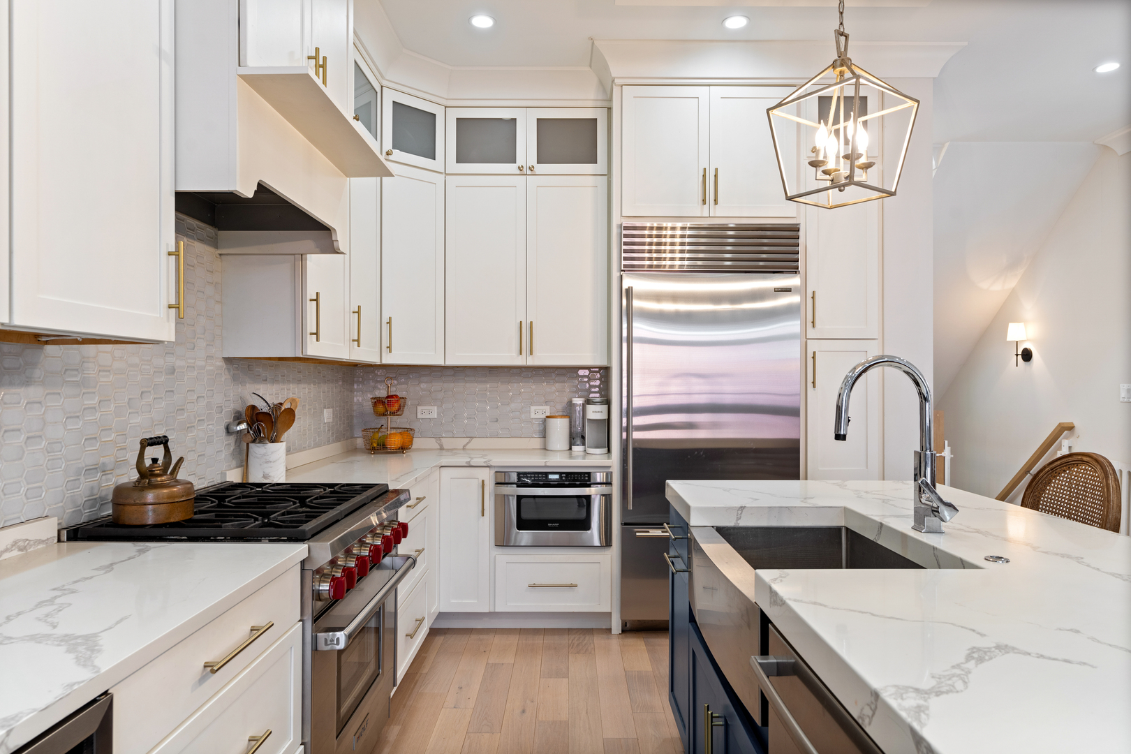 2112 W Haddon Avenue Unit: 1