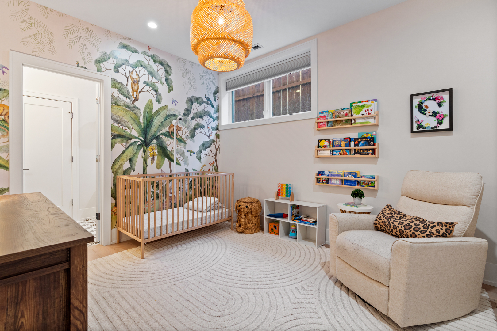 2112 W Haddon Avenue Unit: 1